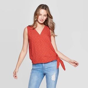 Universal Thread top